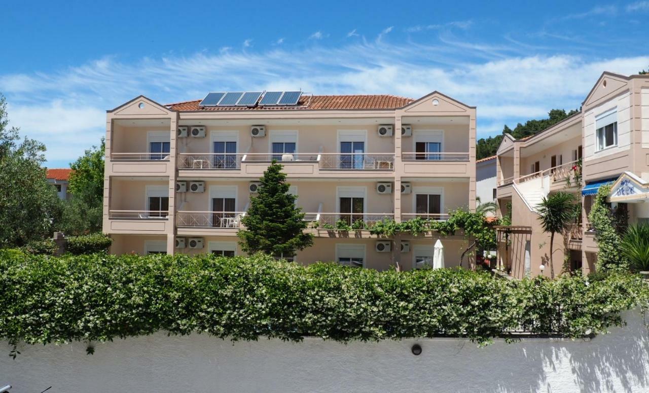 Evridiki Hotel Skála Foúrkas Exteriör bild